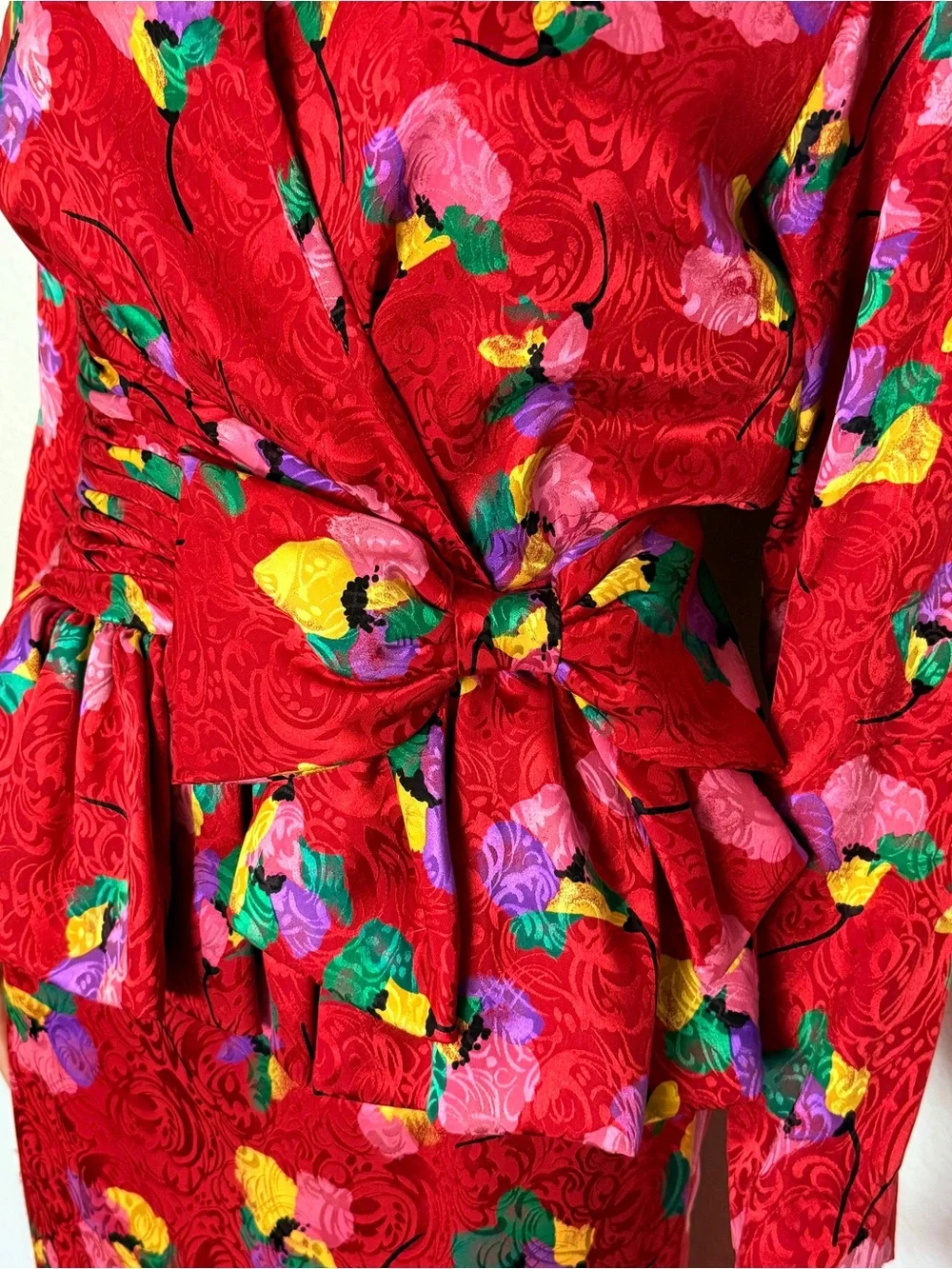 Vtg 100% Silk Red Floral Skirt Suit Set Sz 4